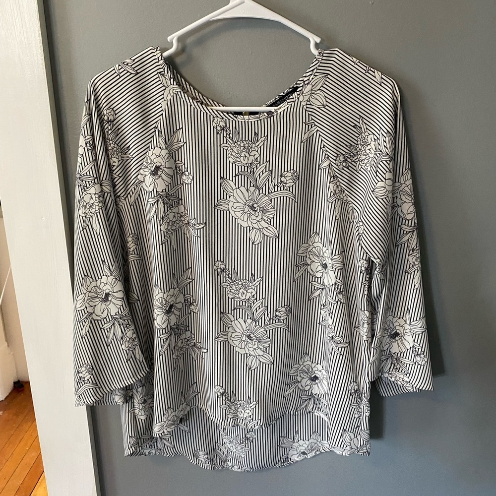 Paper moon top